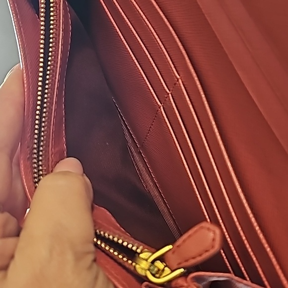 Prada Wallet ❤️🩷 - Picture 10 of 17